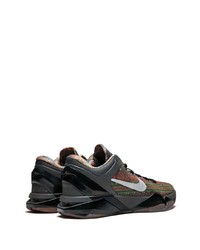 mehrfarbige Sportschuhe von Nike