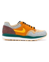 mehrfarbige Wildleder niedrige Sneakers von Nike