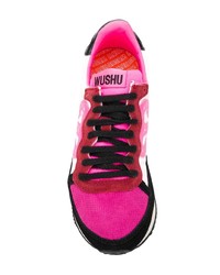 mehrfarbige Wildleder niedrige Sneakers von Wushu