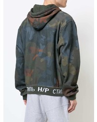 mehrfarbiger Camouflage Pullover mit einem Kapuze von Heron Preston