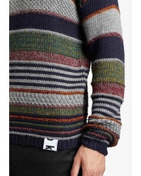 mehrfarbiger horizontal gestreifter Pullover mit einem Rundhalsausschnitt von khujo