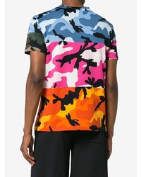 mehrfarbiges Camouflage T-Shirt mit einem Rundhalsausschnitt von Valentino