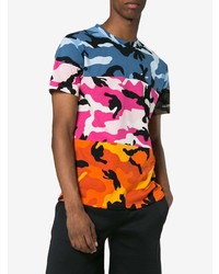 mehrfarbiges Camouflage T-Shirt mit einem Rundhalsausschnitt von Valentino