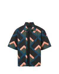 mehrfarbiges Kurzarmhemd mit geometrischem Muster