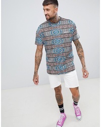 mehrfarbiges T-Shirt mit einem Rundhalsausschnitt mit geometrischem Muster