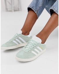 mintgrüne niedrige Sneakers von adidas Originals