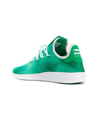 mintgrüne niedrige Sneakers von Adidas By Pharrell Williams