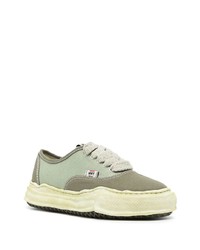 mintgrüne Segeltuch niedrige Sneakers von Maison Mihara Yasuhiro