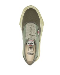 mintgrüne Segeltuch niedrige Sneakers von Maison Mihara Yasuhiro