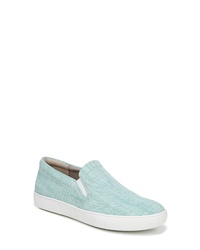 mintgrüne Slip-On Sneakers aus Segeltuch