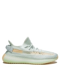 mintgrüne Sportschuhe von adidas YEEZY