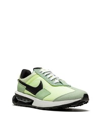 mintgrüne Sportschuhe von Nike