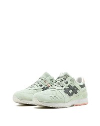 mintgrüne Sportschuhe von Asics