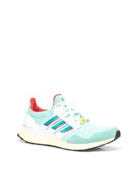 mintgrüne Sportschuhe von adidas