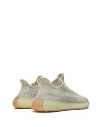 mintgrüne Sportschuhe von adidas YEEZY