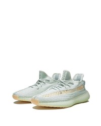 mintgrüne Sportschuhe von adidas YEEZY