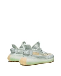 mintgrüne Sportschuhe von adidas YEEZY