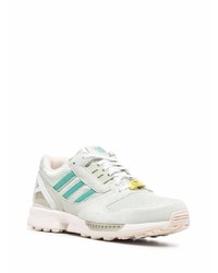 mintgrüne Sportschuhe von adidas