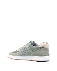 mintgrüne Wildleder niedrige Sneakers von New Balance