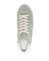 mintgrüne Wildleder niedrige Sneakers von Philippe Model Paris