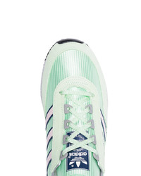 mintgrüne Wildleder niedrige Sneakers von adidas