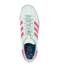 mintgrüne Wildleder niedrige Sneakers von adidas