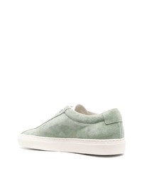 mintgrüne Wildleder niedrige Sneakers von Common Projects