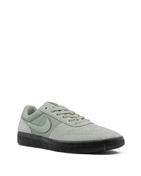 mintgrüne Wildleder niedrige Sneakers von Nike