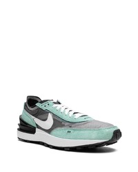 mintgrüne Wildleder niedrige Sneakers von Nike