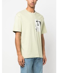 mintgrünes bedrucktes T-Shirt mit einem Rundhalsausschnitt von Calvin Klein