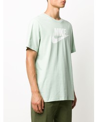 mintgrünes bedrucktes T-Shirt mit einem Rundhalsausschnitt von Nike