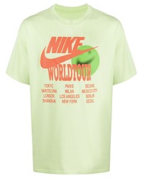 mintgrünes bedrucktes T-Shirt mit einem Rundhalsausschnitt von Nike