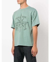 mintgrünes bedrucktes T-Shirt mit einem Rundhalsausschnitt von Reese Cooper® 