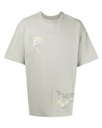 mintgrünes besticktes T-Shirt mit einem Rundhalsausschnitt von Musium Div.