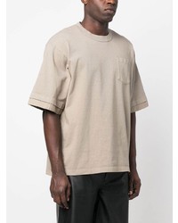 mintgrünes T-Shirt mit einem Rundhalsausschnitt von Sacai