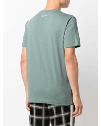 mintgrünes T-Shirt mit einem Rundhalsausschnitt von Calvin Klein