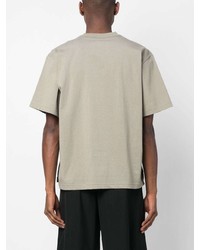 mintgrünes T-Shirt mit einem Rundhalsausschnitt von Sacai