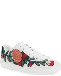 niedrige Sneakers mit Blumenmuster