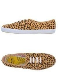 niedrige Sneakers mit Leopardenmuster