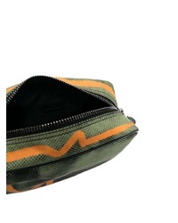 olivgrüne bedruckte Shopper Tasche aus Leder von Moschino