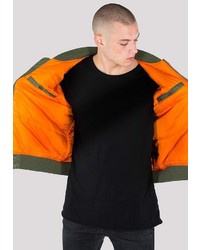 olivgrüne Bomberjacke von Alpha Industries