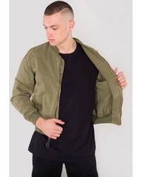 olivgrüne Bomberjacke von Alpha Industries