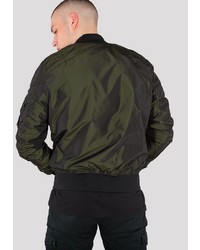 olivgrüne Bomberjacke von Alpha Industries