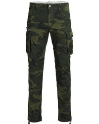 olivgrüne Camouflage Cargohose von Jack & Jones