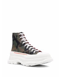 olivgrüne Camouflage hohe Sneakers aus Leder von Alexander McQueen