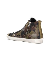 olivgrüne Camouflage hohe Sneakers von Leather Crown