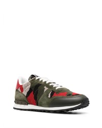 olivgrüne Camouflage Leder Sportschuhe von Valentino Garavani