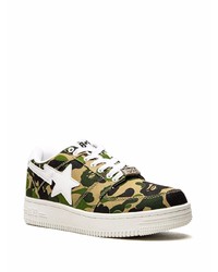 olivgrüne Camouflage niedrige Sneakers von A Bathing Ape