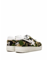 olivgrüne Camouflage niedrige Sneakers von A Bathing Ape