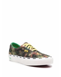 olivgrüne Camouflage niedrige Sneakers von Vans